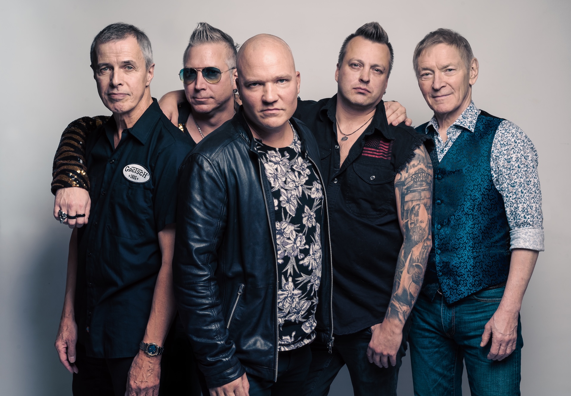 BLACK DEVILS - HURRIGANES SHOW